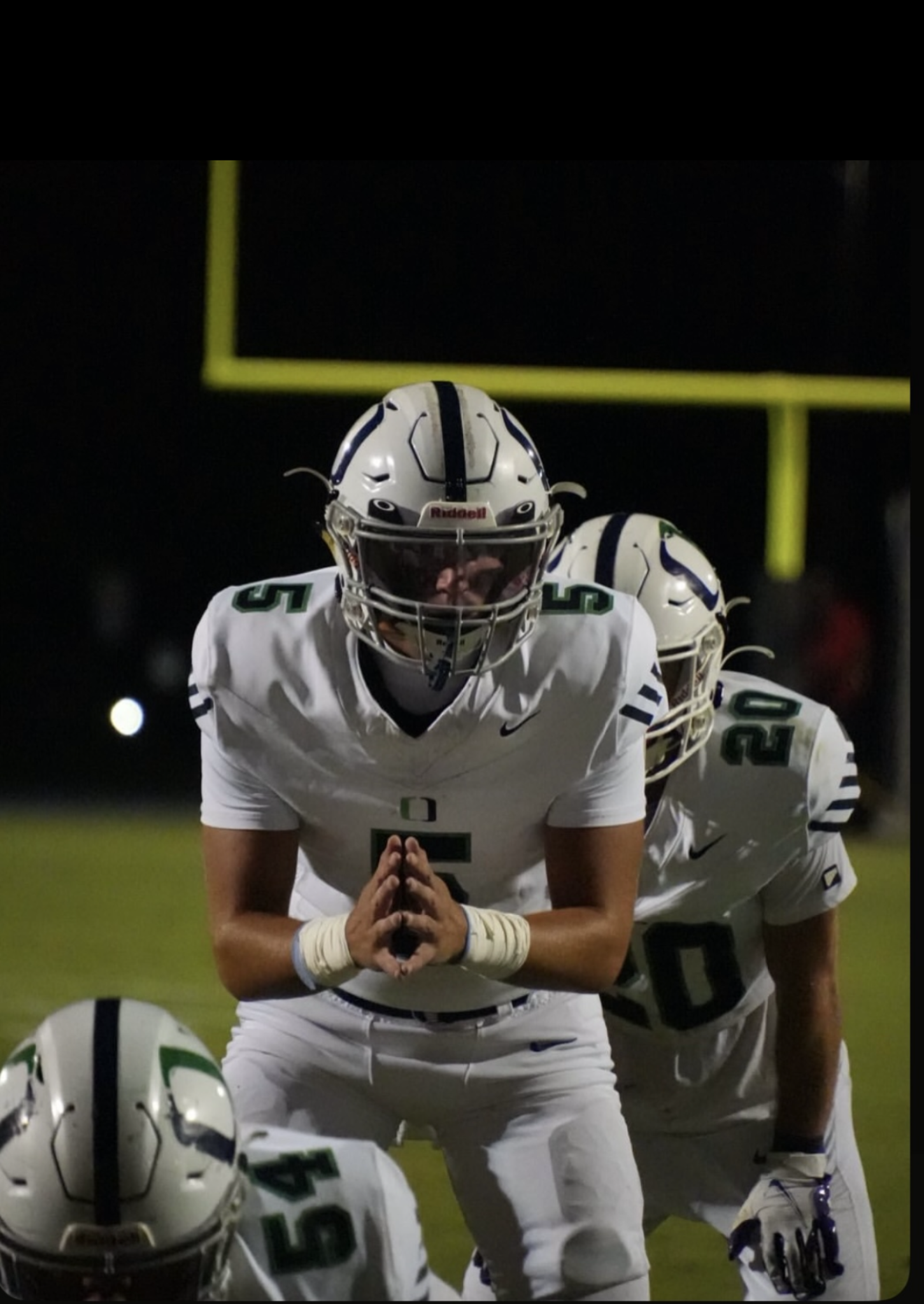 Luke Dearman under center quarterback photo